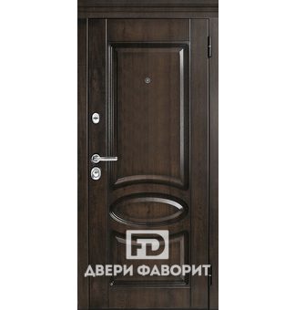 Дверь уличная из металла с МДФ